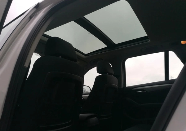 BMW X1 cena 53500 przebieg: 205000, rok produkcji 2012 z Gniewkowo małe 326